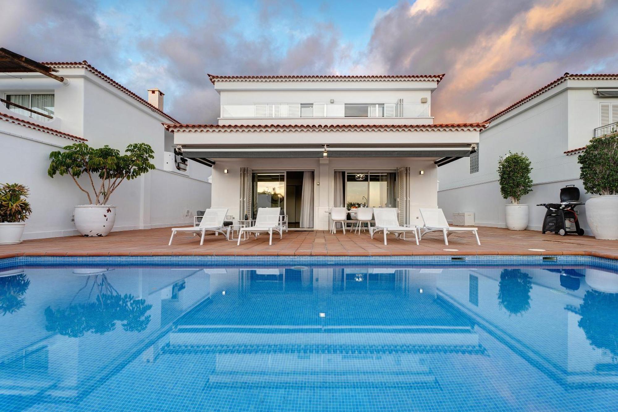 Espectacular Villa Aurora By Paramount Holidays Пуерто-де-Сантьяго Екстер'єр фото