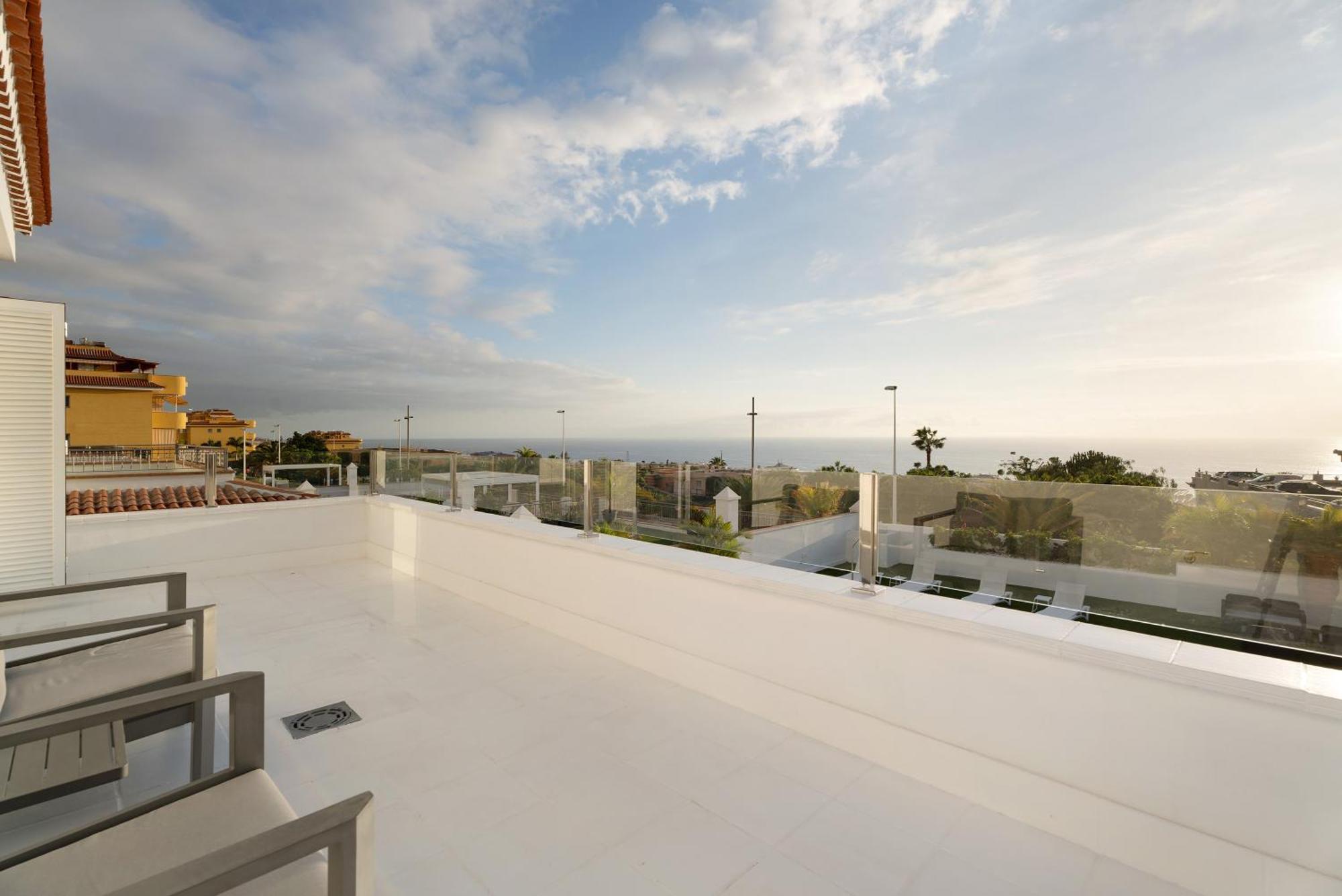 Espectacular Villa Aurora By Paramount Holidays Пуерто-де-Сантьяго Екстер'єр фото