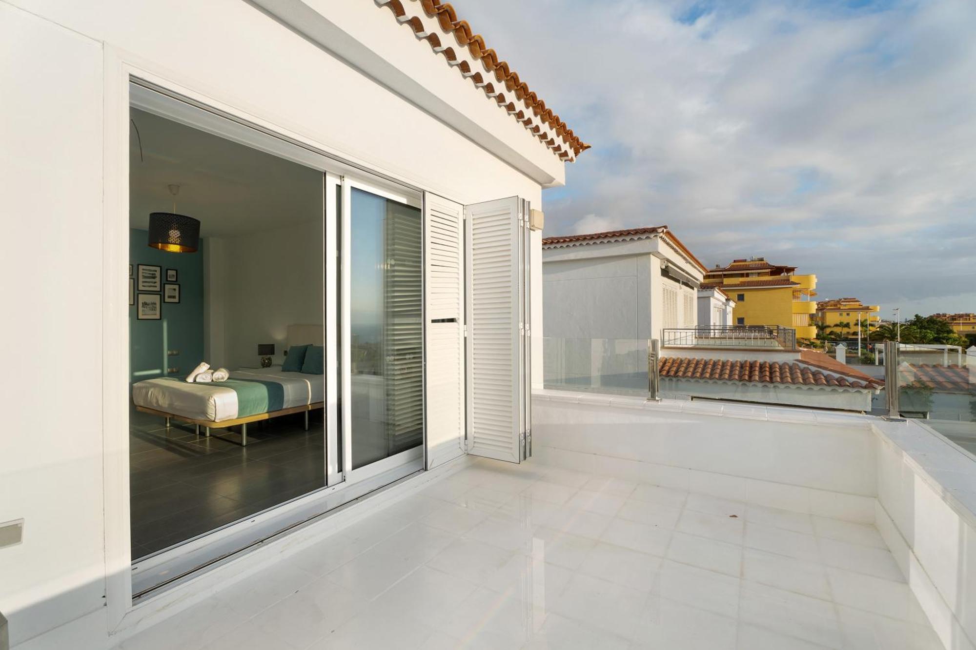 Espectacular Villa Aurora By Paramount Holidays Пуерто-де-Сантьяго Екстер'єр фото